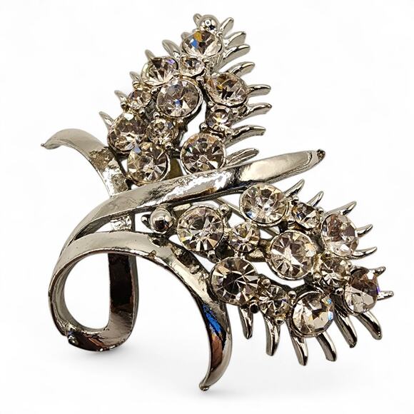 Vintage Rhinestone Floral Brooch | Silver-Tone Mid-Century Sparkle - Picture 3 of 5